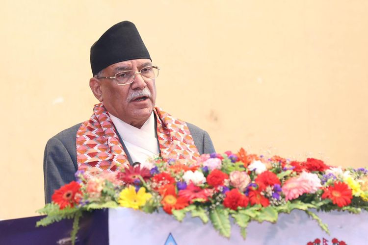 सरकार नागरिकको स्वास्थ्यप्रति संवेदनशील भएर काम गर्न प्रतिबद्ध छ : प्रधानमन्त्री दाहाल