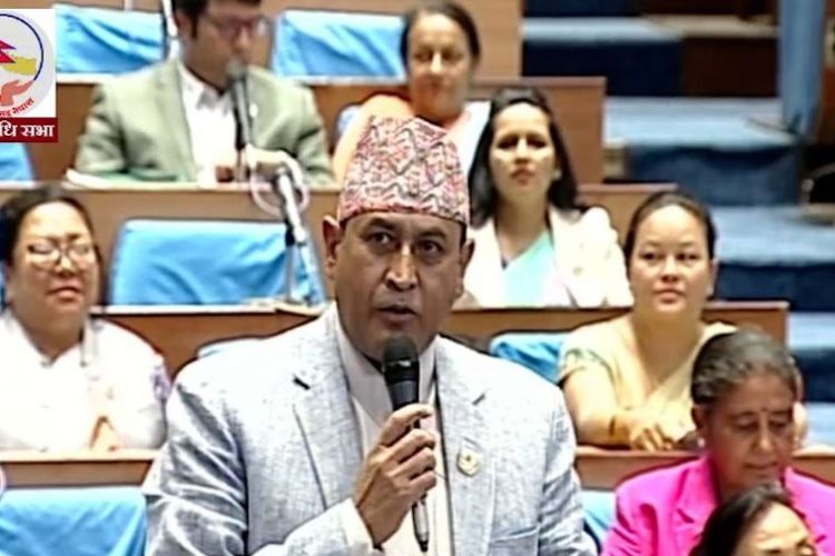 गृहमन्त्री लामिछानेले कानून विपरित हुकुमी शासन सुरु गरे : सांसद खतिवडा 