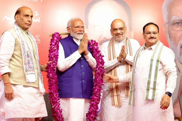  भारतमा लगातार तेस्रो पटक प्रधानमन्त्रीको सपथलिदैँ नरेन्द्र मोदी
