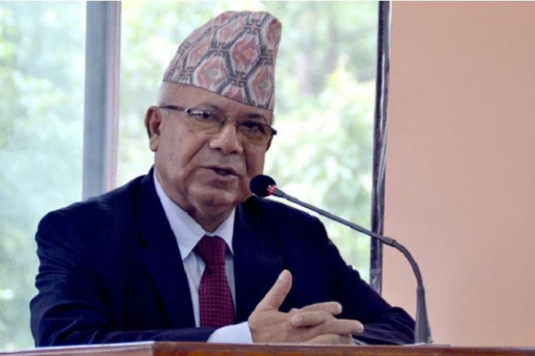 अध्यादेश ल्याएर कम्युनिष्टहरु नै कम्युनिष्ट सिध्याउन लागिपरेका छन् : माधव नेपाल