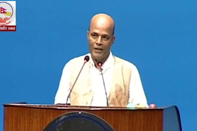  विद्यालय व्यवस्थापन समितिहरुले शिक्षा क्षेत्रलाई ध्वस्त पारे : अमरेशकुमार सिंह