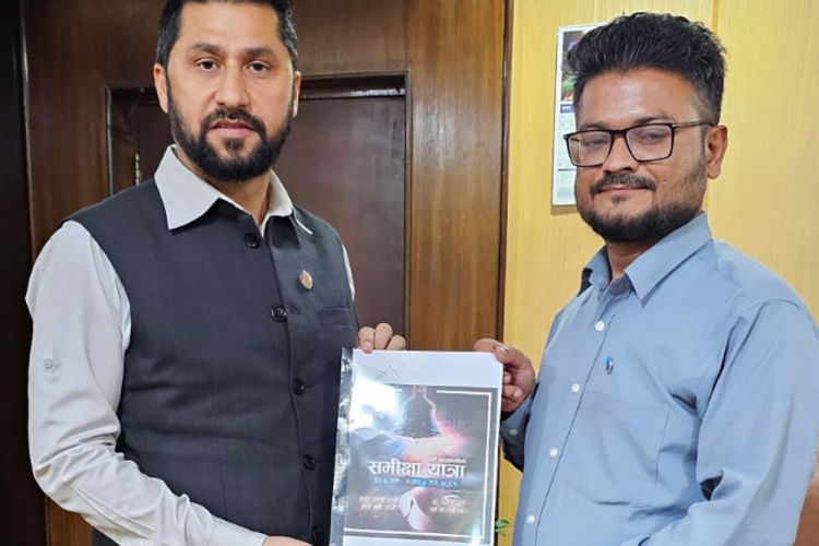 रास्वपा महामन्त्री ढकालको प्रतिवेदनः पार्टी विवेकशील साझाको बाटोमा जाँदै 
