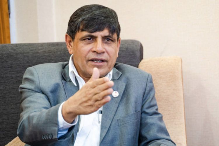 प्रचण्डलाई विश्वासको मत दिन्छौं : महासचिव भुसाल