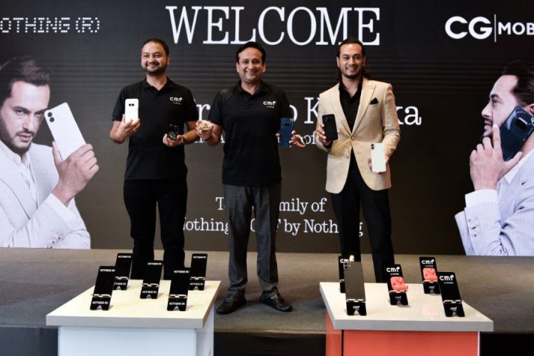 नथिङ मोबाइल ब्राण्डद्वारा नेपालमा फोन, स्मार्ट वाच र एयर बड्स सार्वजनिक