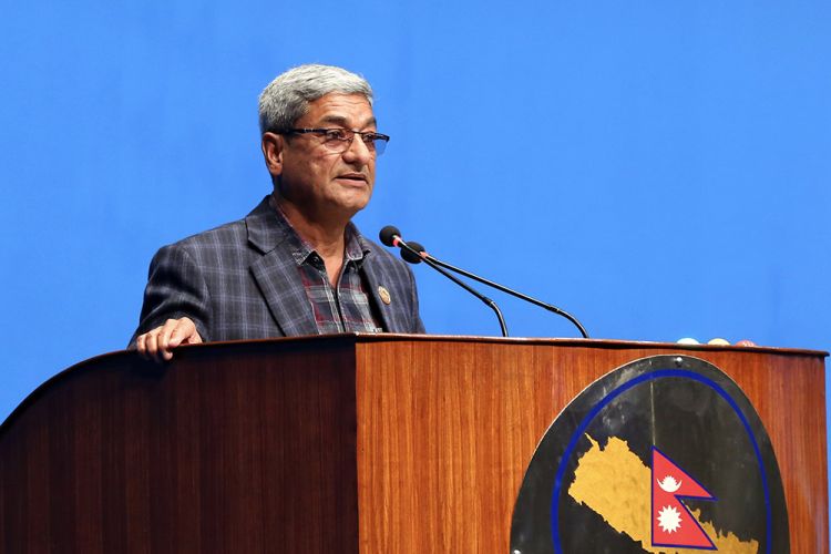  राजनीतिक स्थिरताका लागि कांग्रेस र एमाले एक ठाउँमा आएका हौं : रमेश लेखक