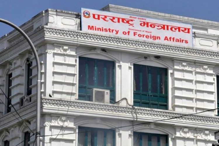 अहिलेसम्म बंगलादेशबाट १२ सय नेपाली विद्यार्थी स्वदेश फर्किए
