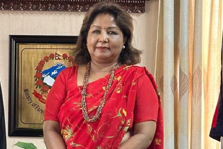 क्यानडियन समकक्षीसँग भेटवार्ता गर्दै परराष्ट्रमन्त्री राणा