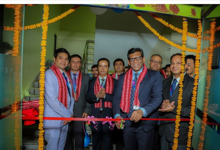 नेपालएसबिआई बैंक लिमिटेडको भैरहवाशाखा स्थानान्तर, नयाँ परिसरबाट सेवा सुभारम्भ