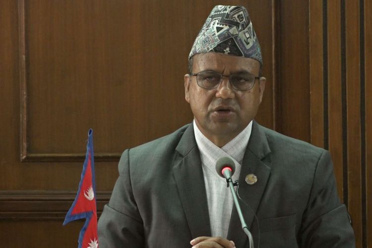 चौबिस घण्टाभित्र हवाईभाडादर बुझाउन एयरलाइन्सलाई पर्यटनमन्त्रीको निर्देशन 