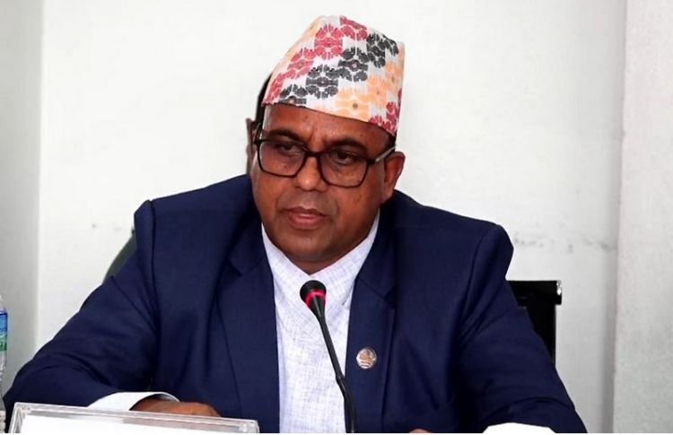 पर्यटनमन्त्री पाण्डेले गरे नेपालगन्जको निर्माणधिन विमानस्थलको निरीक्षण
