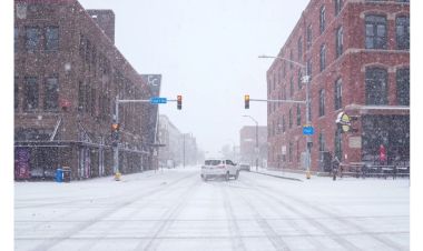 अमेरिकामा १० बर्षकै ठुलो हिमपात, ७ राज्यमा उच्च सतर्कता