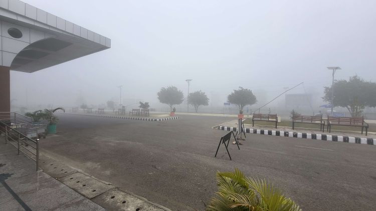भिजिबिलिटी कम हुँदा उडान प्रभावित, यात्रुलाई घण्टौं कुर्नु पर्ने बाध्यता