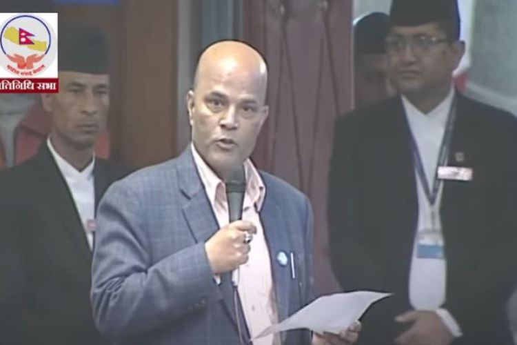 मेयर बालेनलाई सांसद सिंहको चुनौतीः हिम्मत भए संसद भवन भत्काएर देखाऊ
