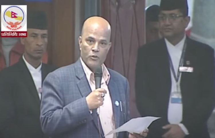 मेयर बालेनलाई सांसद सिंहको चुनौतीः हिम्मत भए संसद भवन भत्काएर देखाऊ