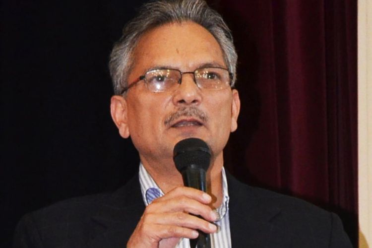 म अलिअलि कांग्रेस र कम्युनिष्ट हुँदै नयाँ विचार बोकेको मानिस हुँ: बाबुराम भट्टराई