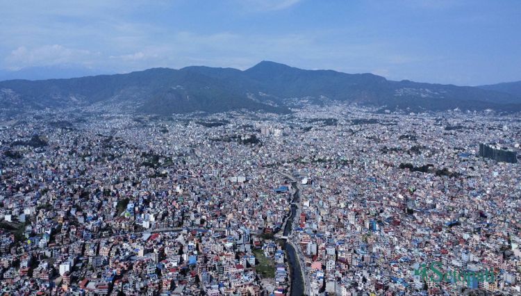 डढेलो र प्रदूषणबाट वर्षाले दिलाएको राहत