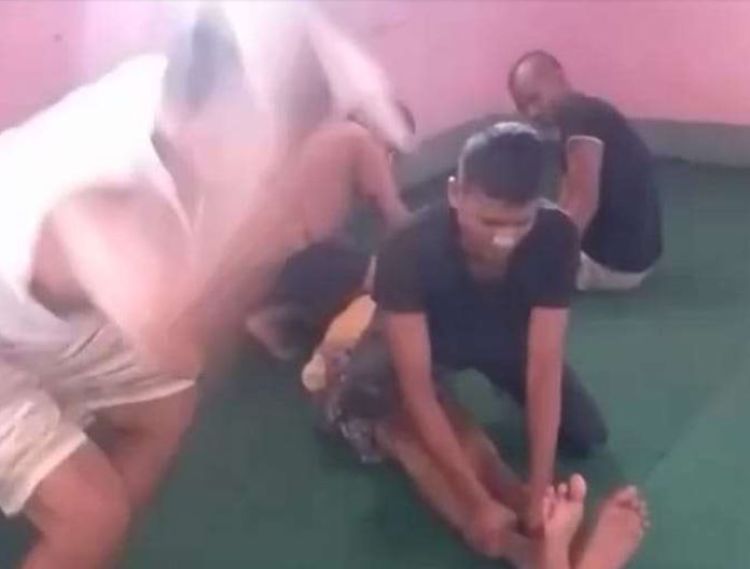  सुधार केन्द्र भर्ना भएका व्यक्तिहरूलाई शारीरिक यातना दिएको दृश्य बाहिरिएपछि.......