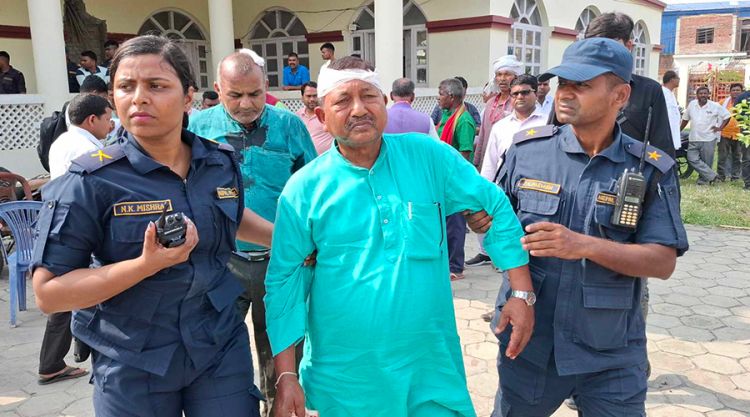 एमाले धनुषा अधिवेशनमा झडप, ५ जना घाइते 