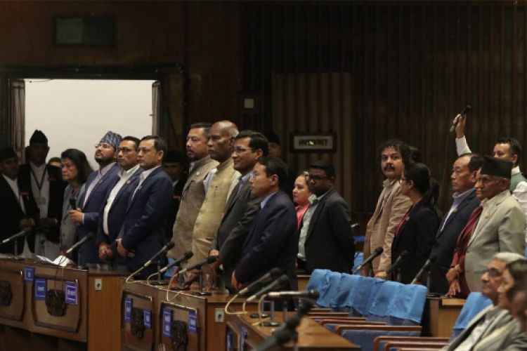 संसद्को अवरोध खुलाउनेबारे छुट्टै छलफलमा कांग्रेस, एमाले र माओवादी केन्द्र