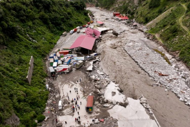 चीनतर्फ रोकिए  ४ सय कन्टेनर सामान, ठूला चाडका बेला उपभोक्ताले महँगीको मार खेप्नुपर्ने डर