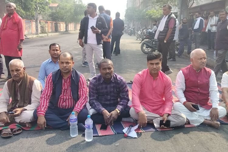 मधेसमा मुख्यमन्त्री नियुक्तिको पक्ष र विपक्षमा प्रदर्शन