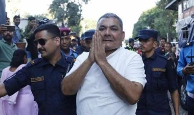 दुर्गा प्रसाईं फेरि पक्राउ परे