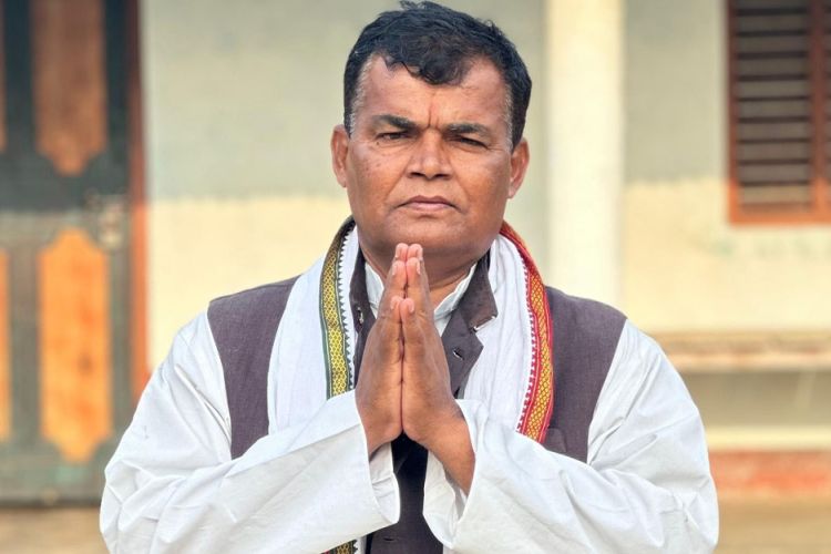 सिरहा-३ मा जसपा नेपालका उम्मेदवार अशेश्वर यादव पक्राउ