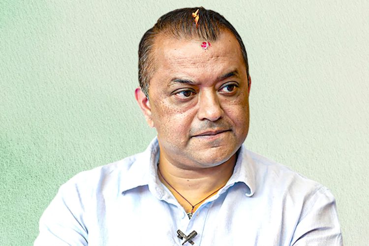 गगनले दिए सभापतिबाट राजीनामा, भोलिको बैठकमा छलफल हुने
