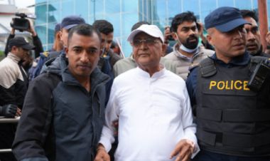 १३ दिनपछि छुटे ओली, अस्पतालमै लगाइयो परिवारको जिम्मा