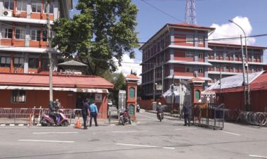 विरोधपछि परिचयपत्रबाटै कानुन व्यवसायीले सिंहदरबारमा प्रवेश गर्न पाउने