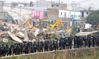  राजधानीका सुकुमबासी बस्तीमा आज पनि चलाइए डोजर 