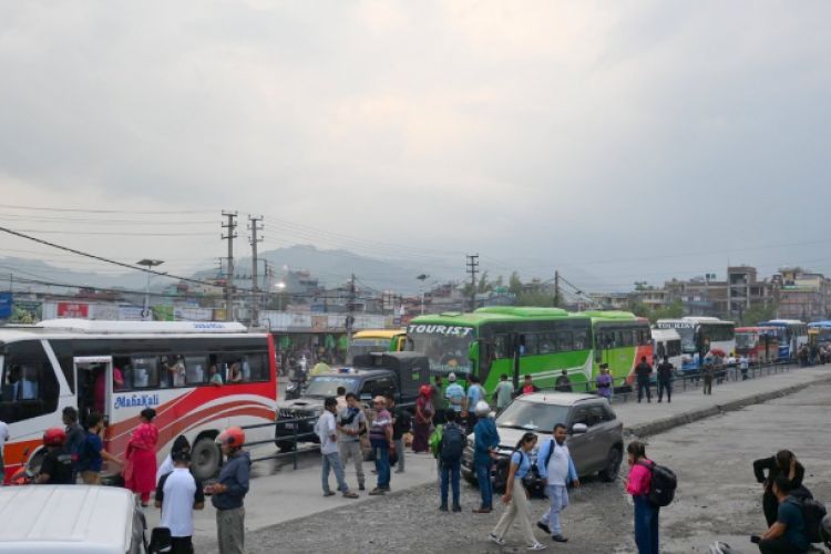 सरकारले फेरि बटायो सार्वजनिक यातायात भाडा, कति पुग्यो ? 