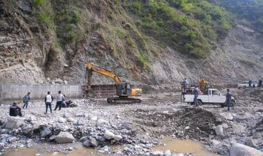 गृहपृष्ठ  बीपी राजमार्गः जानकारी लिएर मात्र यात्रा गर्न आग्रह