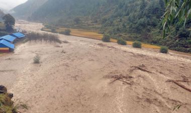 हुम्लाको नेप्कामा बाढीले बगायो घरगोठ र विद्यालय