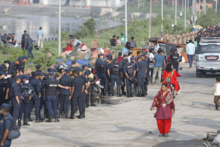 उपत्यका नदी किनारका जोखिमयुक्त बस्ती स्थानान्तरण गरिर्दैः सुरक्षा व्यवस्था कडा