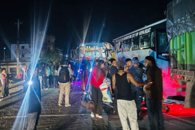धादिङ दुर्घटना अपडेटः ३४ जना घाइतेलाई काठमाडौं ल्याइयो