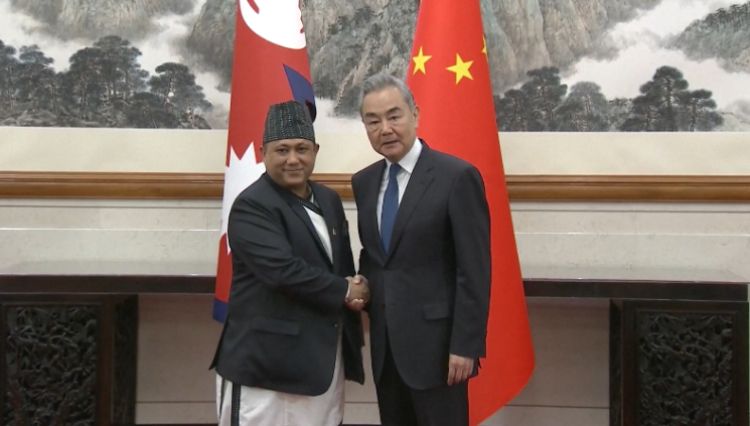 चीनले नेपालप्रति मैत्रीपूर्ण नीति अपनाउने, चीनविरुद्ध नेपाली भूमि प्रयोग गर्न नदिने खनालको प्रतिवद्धता