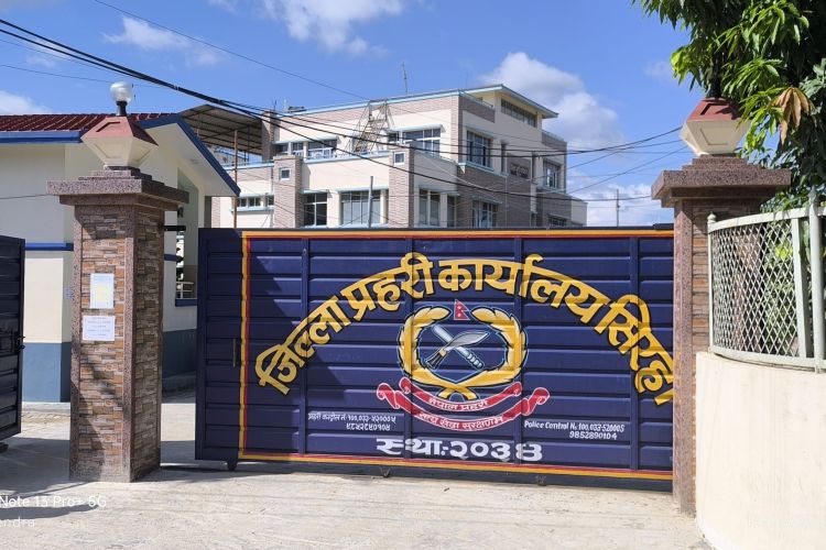 सिरहाबाट लागुऔषधसहित २ युवक पक्राउ