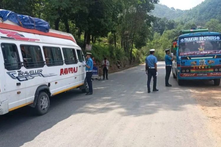 स्याङ्जाका सडकमा जोखिम : कारबाही बढ्यो, दुर्घटना रोकिएन
