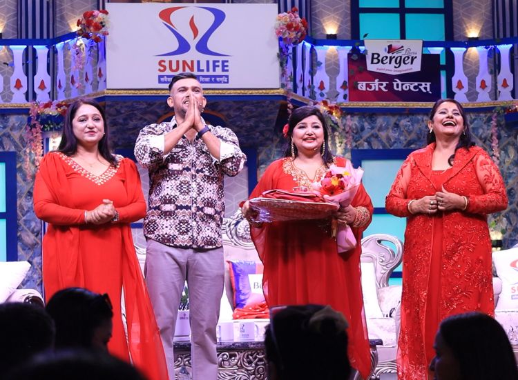 निको भएपछि काममा फर्किइन् दीपाश्री, ‘कमेडी नाइट’ मा भव्य स्वागत