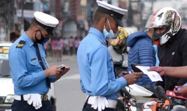 २४ घण्टामा ट्राफिक प्रहरीले गर्यो ५१४ जनालाई कारबाही